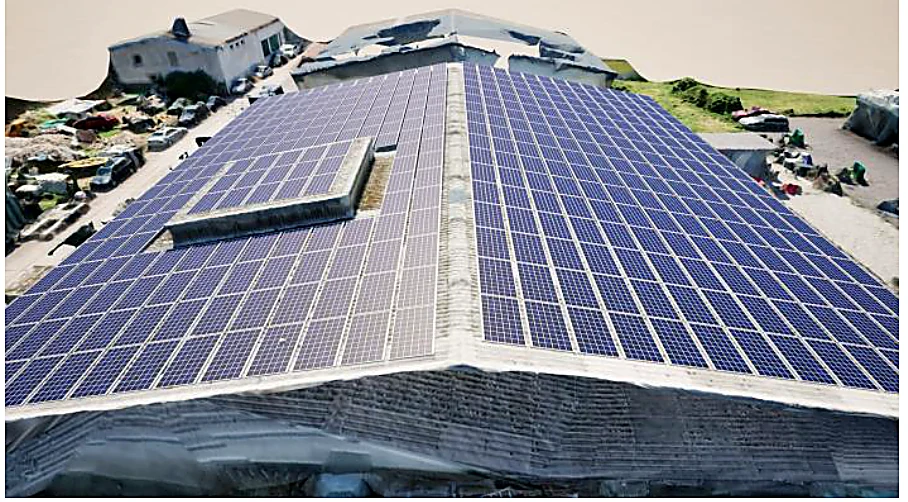 Photovoltaik-Dachanlage – Ansicht 1